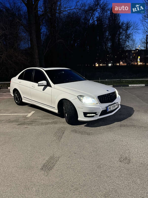 2013 mercedes-benz c 250