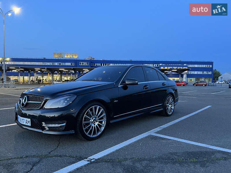 2011 mercedes-benz c 250