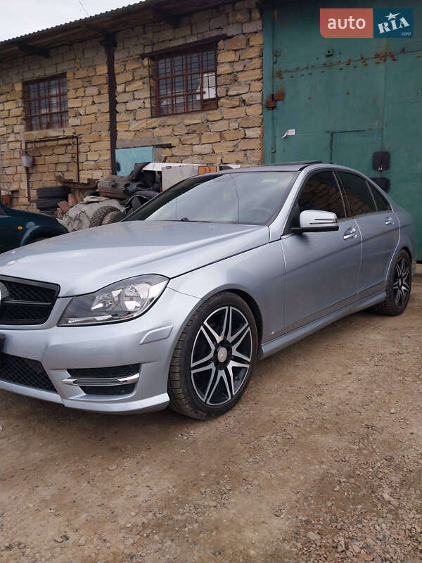 2013 mercedes-benz c 250