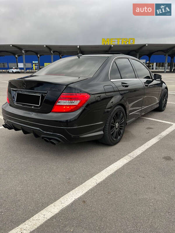 2012 mercedes-benz c-250-