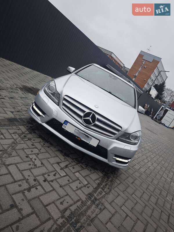 2011 mercedes-benz c 250
