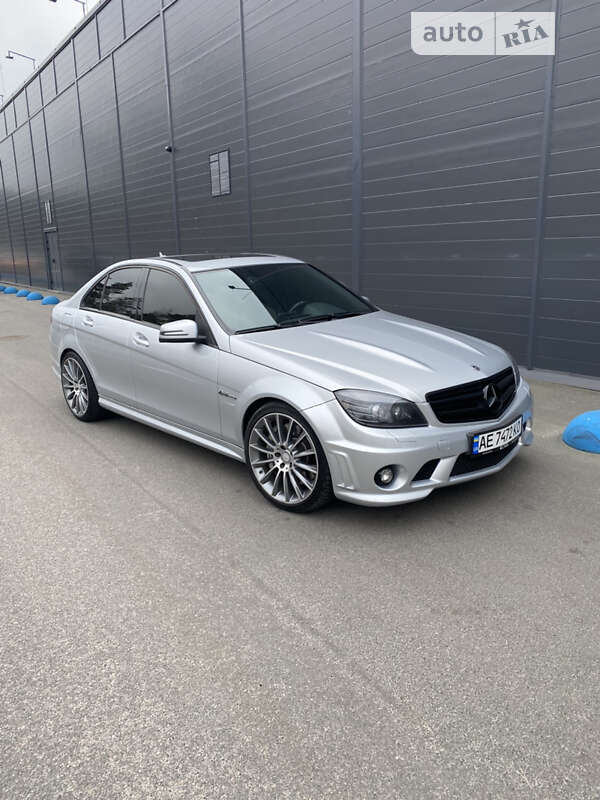 2009 mercedes-benz c 63