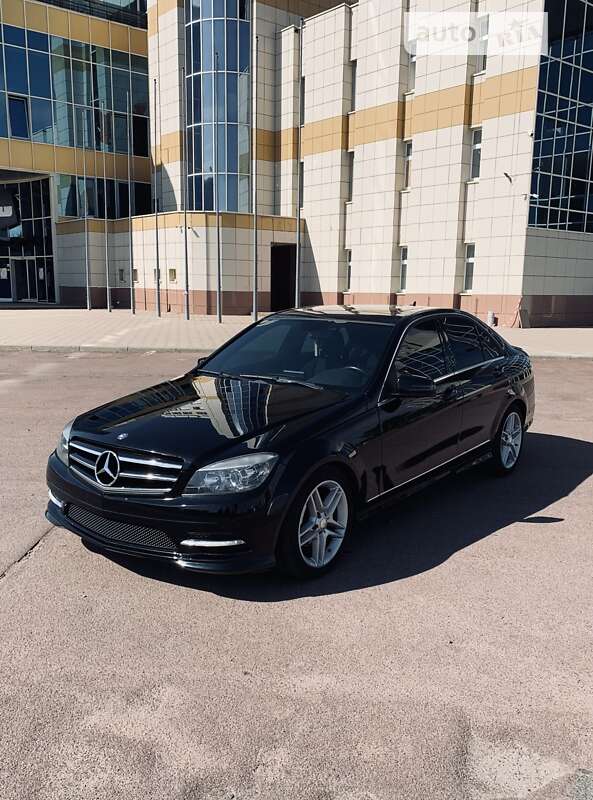 2010 mercedes-benz c 300