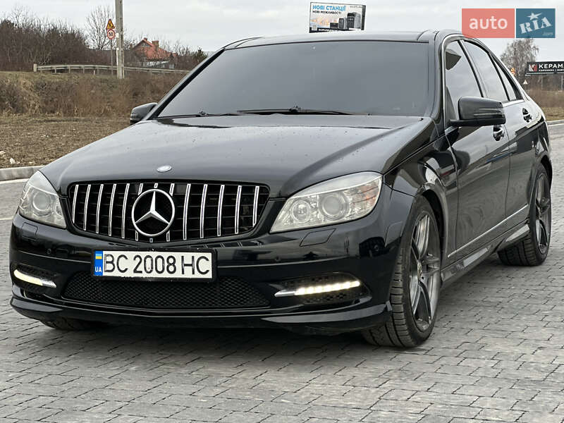 2010 mercedes-benz c-300