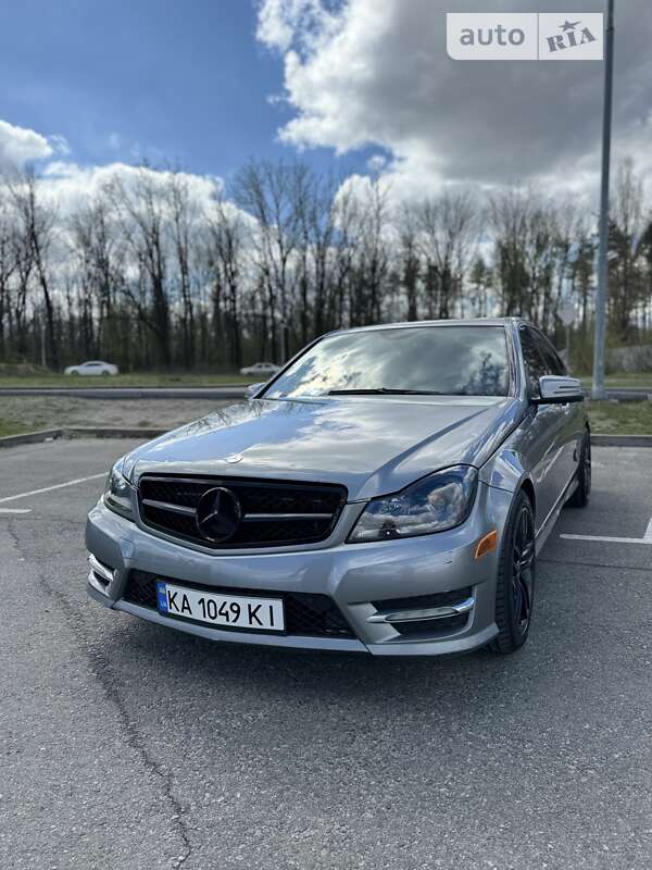 2012 mercedes-benz c 300
