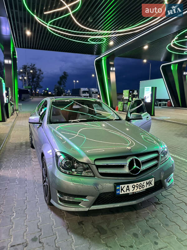 2011 mercedes-benz c-class