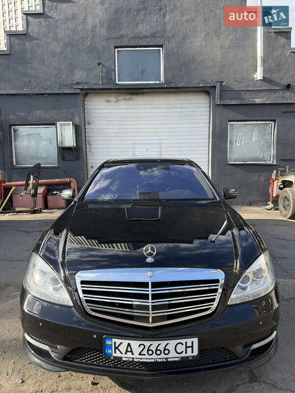 2010 mercedes-benz s 550