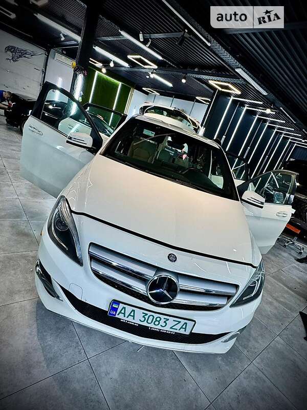 2015 mercedes-benz electric drive