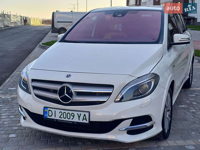 2017 mercedes-benz b-250e