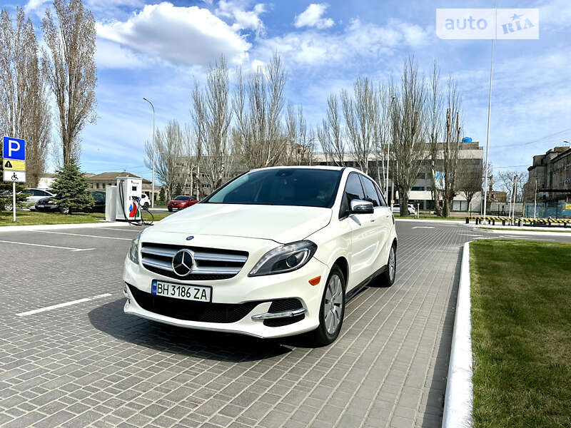 2014 mercedes-benz b 250e