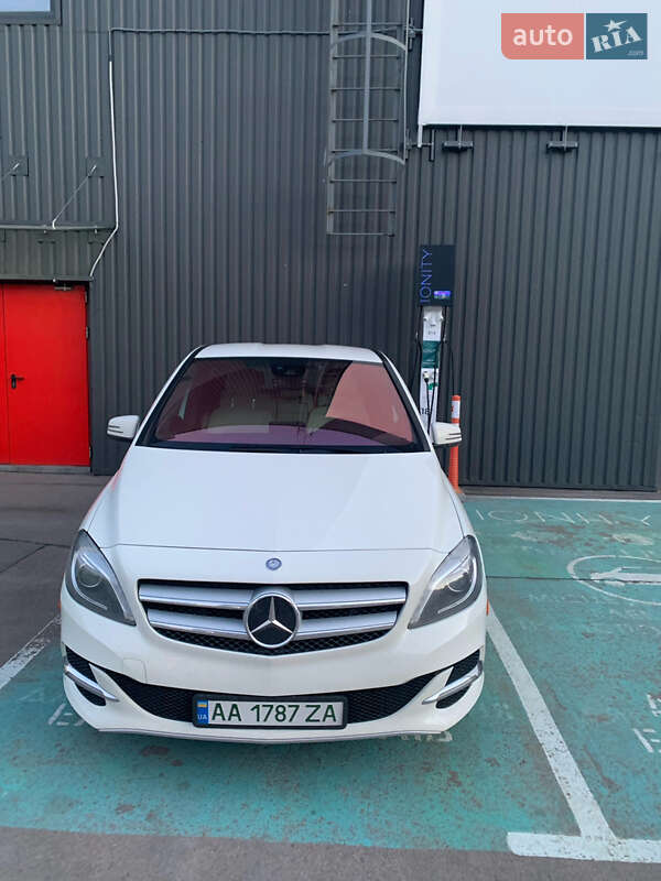 2016 mercedes-benz b-250