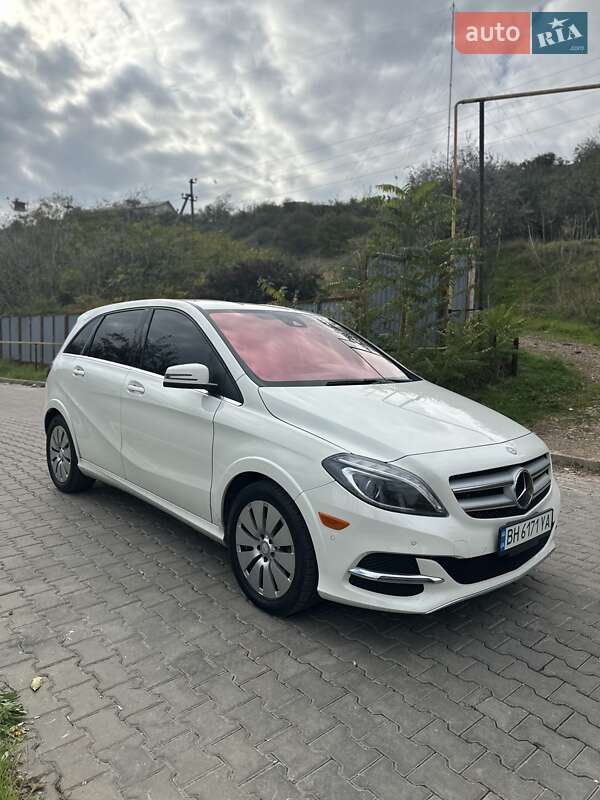 2016 mercedes-benz b 250e