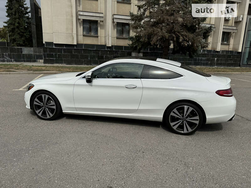 2017 MERCEDES-BENZ C-Class