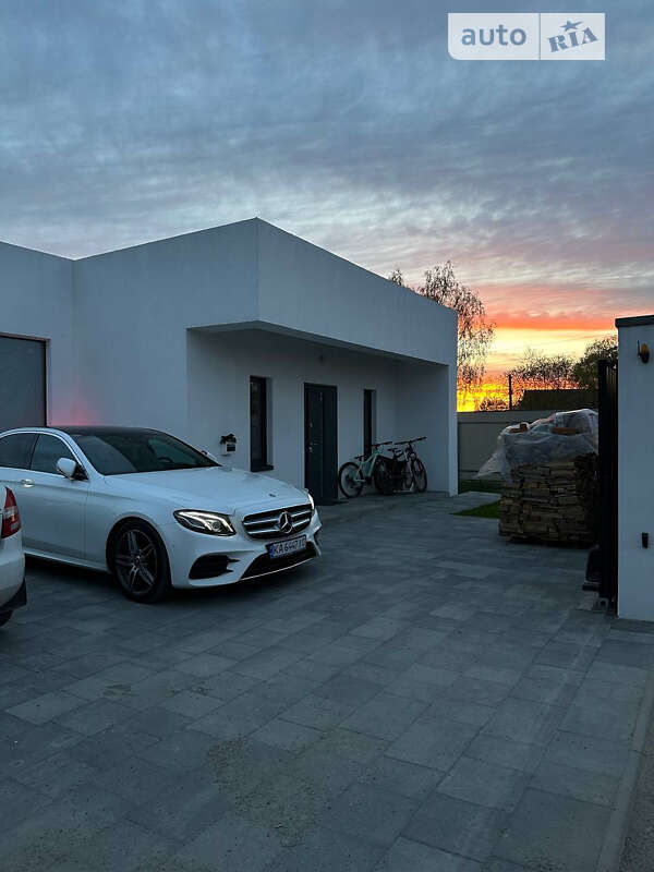 2018 mercedes-benz e 300 d