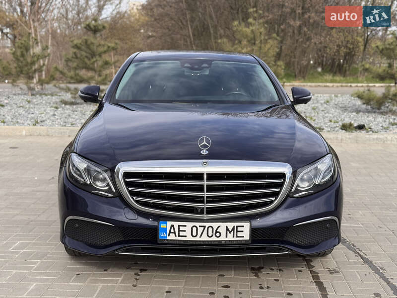 2018 mercedes-benz e-300-