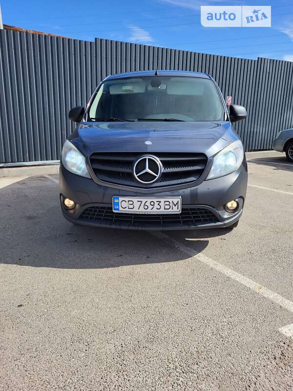 2012 mercedes-benz citan