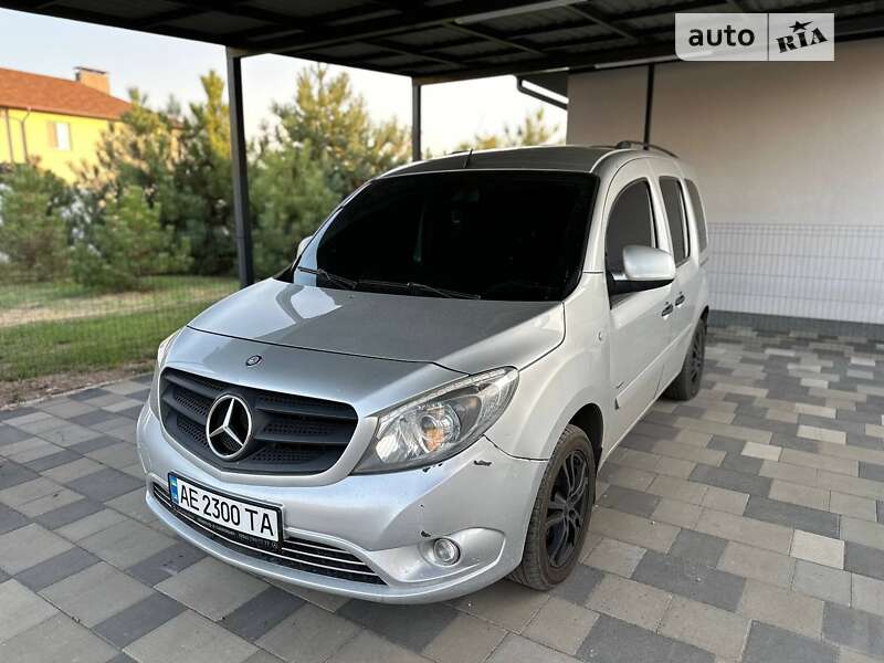 2012 mercedes-benz citan