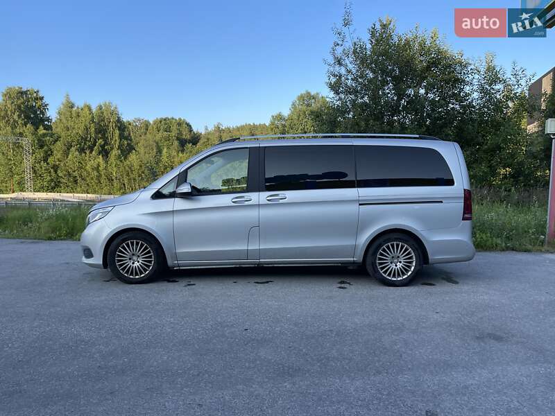 2015 mercedes-benz v 220 cdi