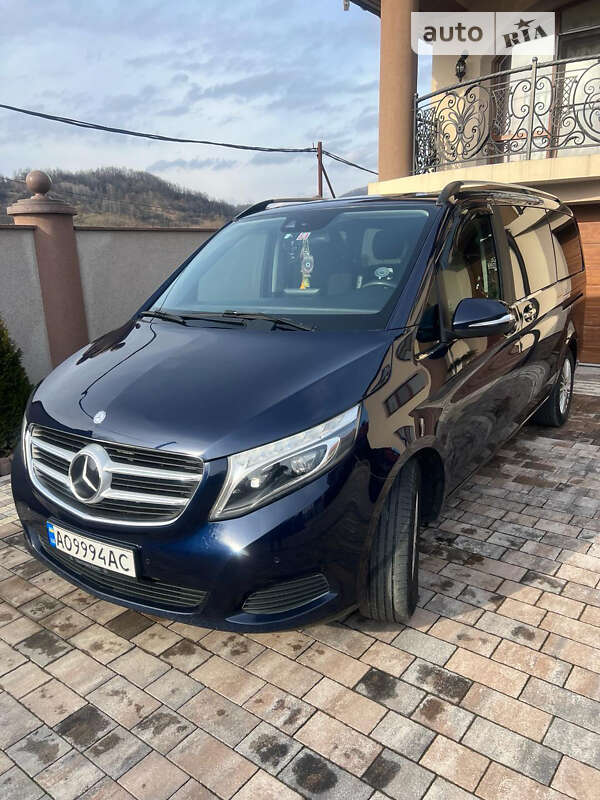 2014 mercedes-benz v 220 cdi