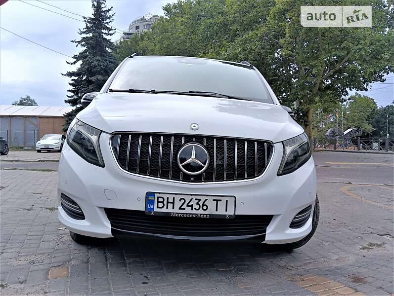 2015 mercedes-benz v 250