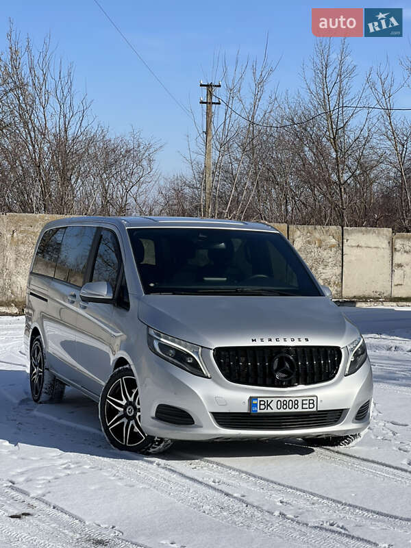 2016 mercedes-benz v 250