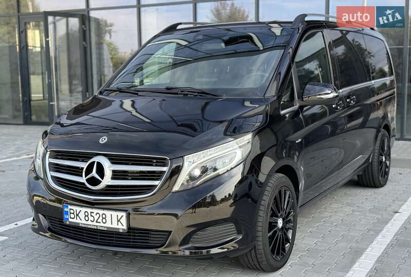 2017 mercedes-benz v 250