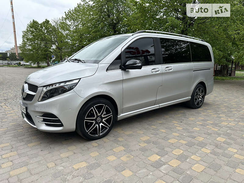 2017 mercedes-benz v 250