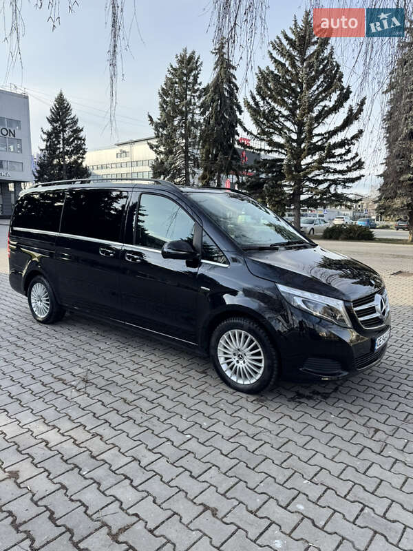 2017 mercedes-benz v-220-cdi