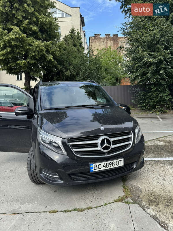 2017 mercedes-benz v 250