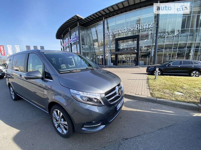 2017 mercedes-benz v-250-