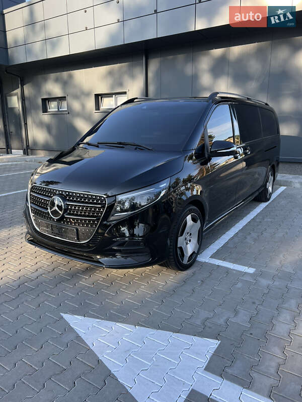2015 mercedes-benz v 250