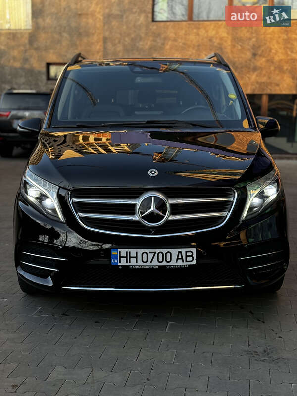 2017 mercedes-benz v 250