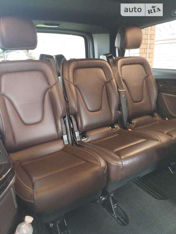 2017 mercedes-benz v 250
