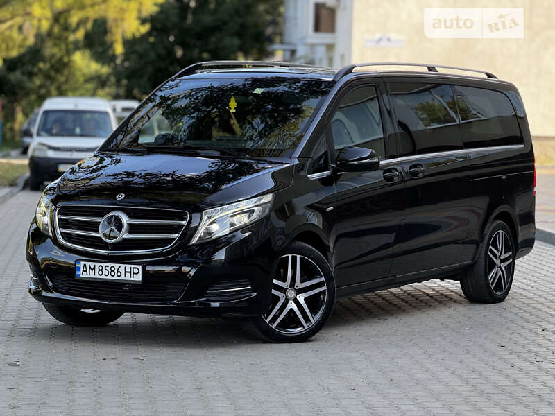2017 mercedes-benz v 250
