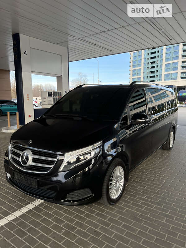 2018 mercedes-benz v 250