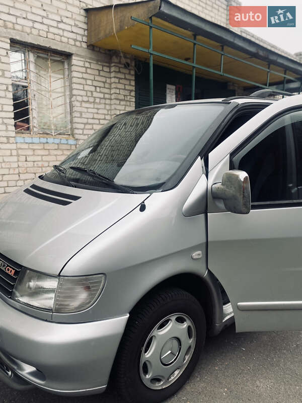 2002 mercedes-benz vito