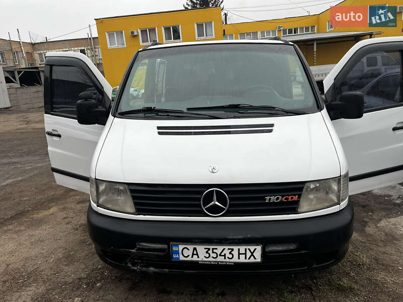 2003 mercedes-benz 110