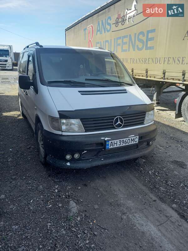 2004 mercedes-benz vito