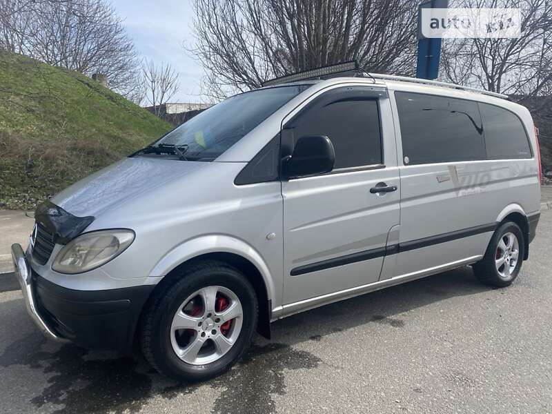 2004 mercedes-benz vito