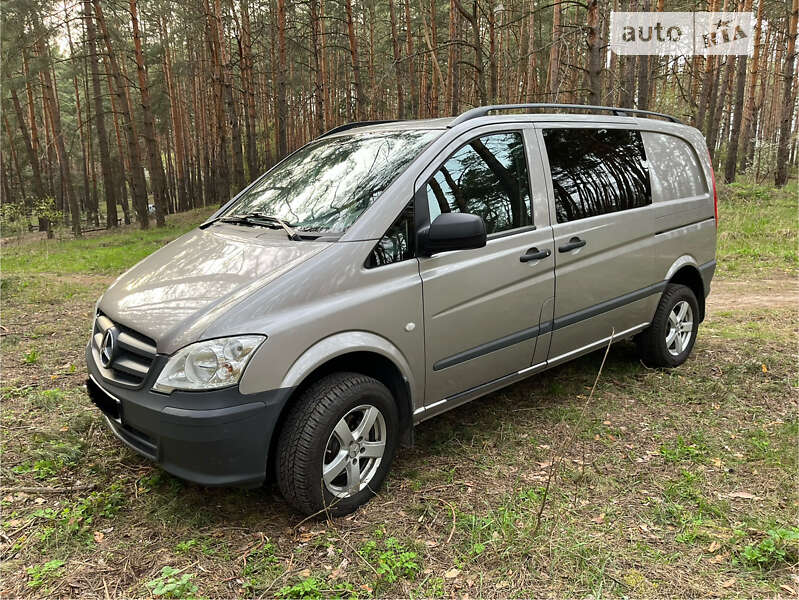 2012 mercedes-benz vito tourer