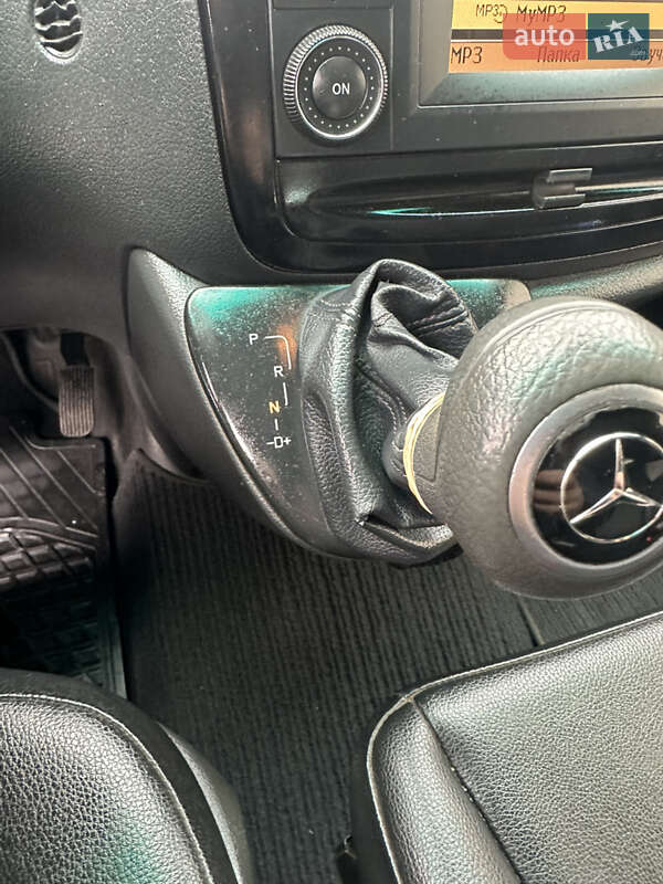 2012 mercedes-benz vito 113 cdi