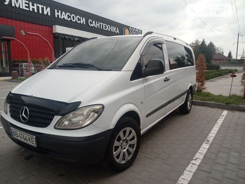 2009 mercedes-benz 111cdi