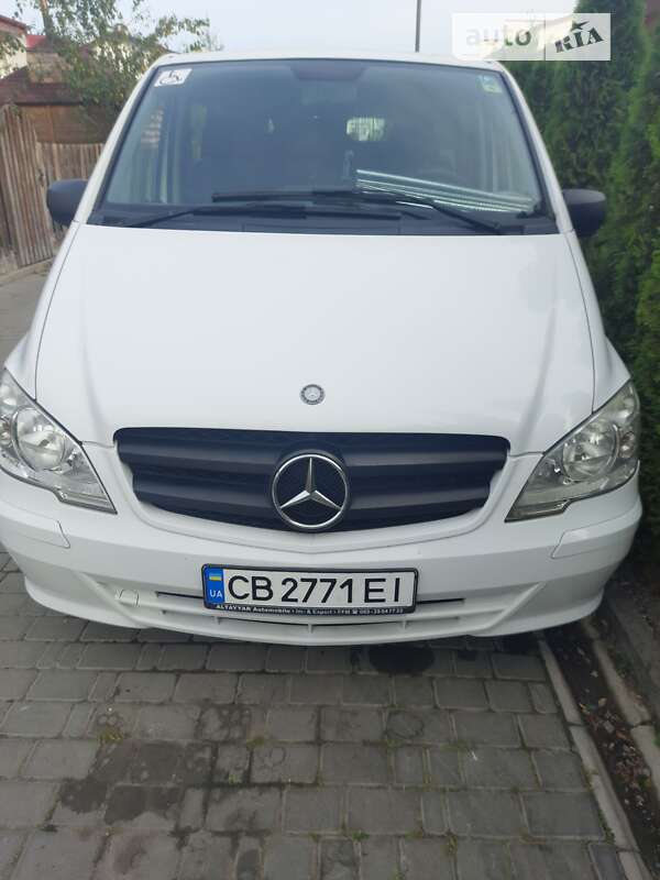 2011 mercedes-benz vito 113 cdi