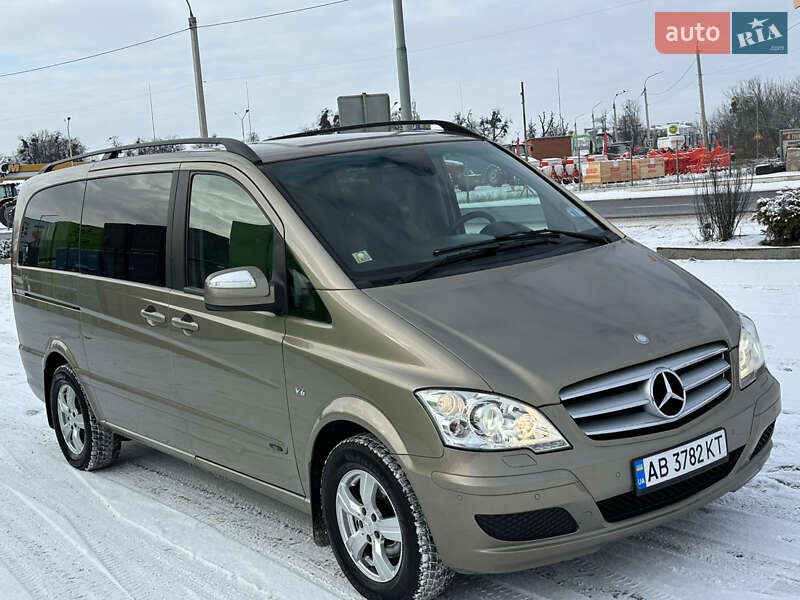 2011 mercedes-benz viano