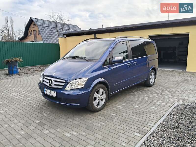 2011 mercedes-benz viano