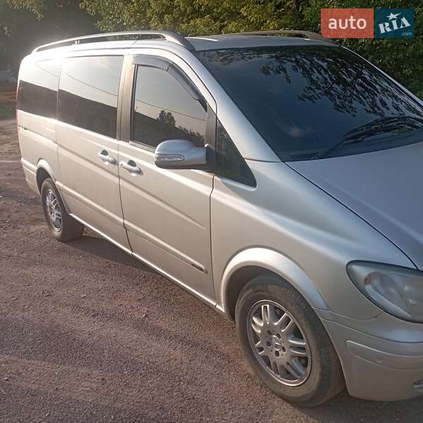 2004 mercedes-benz viano