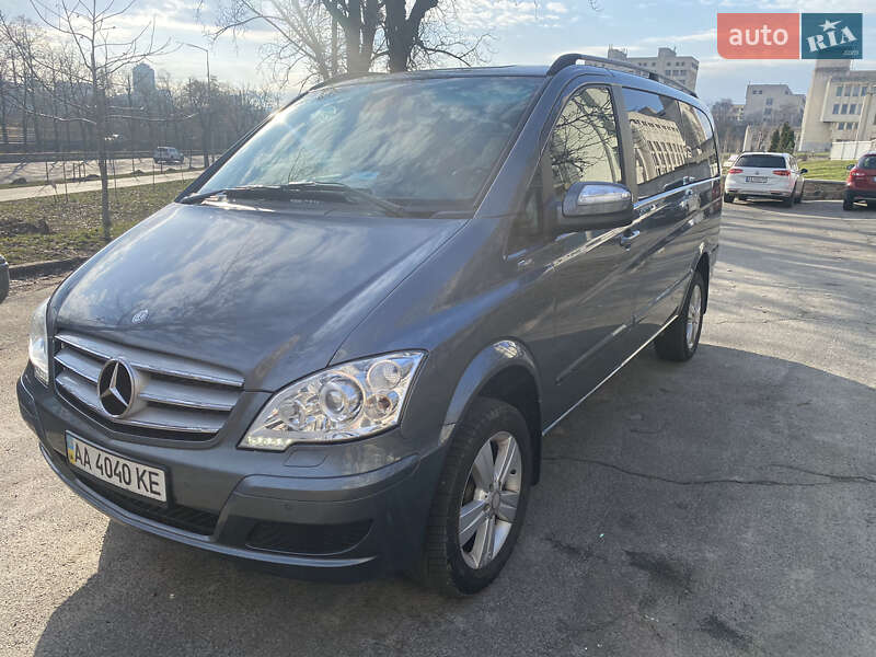 2011 mercedes-benz viano