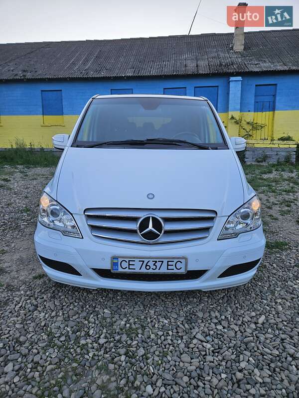 2011 mercedes-benz viano