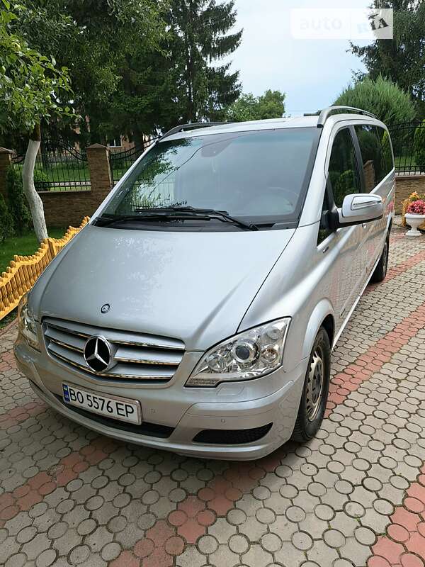 2011 mercedes-benz viano