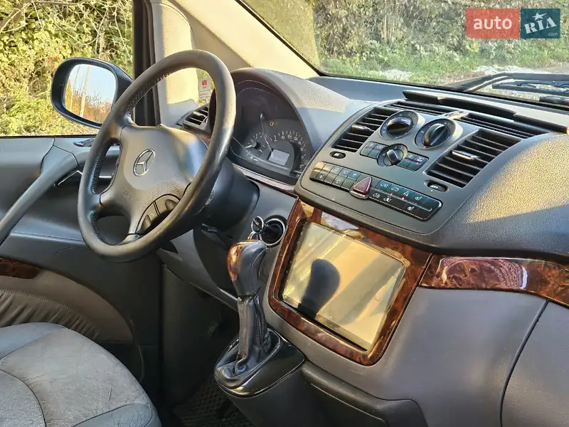 2004 mercedes-benz viano